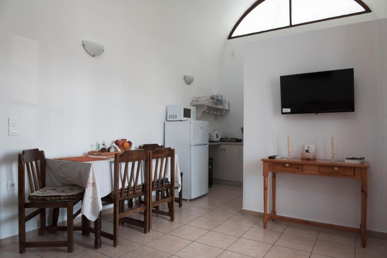 Calderimi Apartments 산토리니 외부 사진